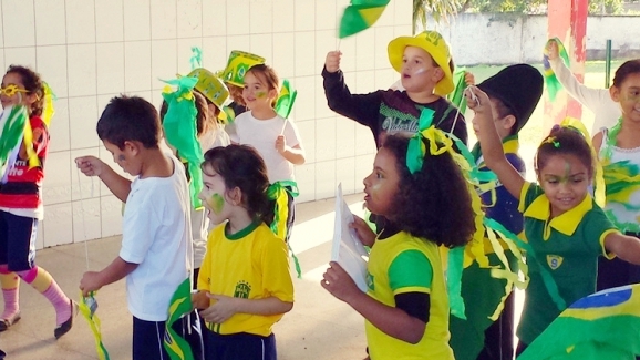 Copa do Mundo: escolas se preparam para acompanhar os jogos da